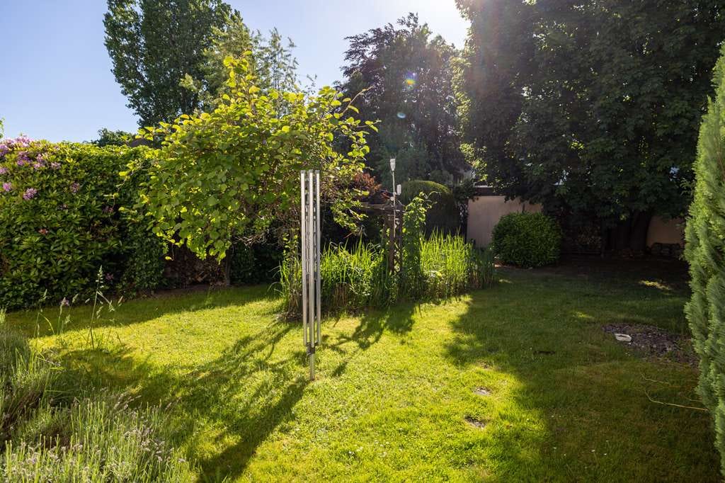 Immobilie in Delmenhorst - *** HIER SPIELT DIE MUSIK - DEICHHORST - 2 WE - vermietet - GARTEN, VOLLKELLER, DACHGESCHOSS *** - Bild 2