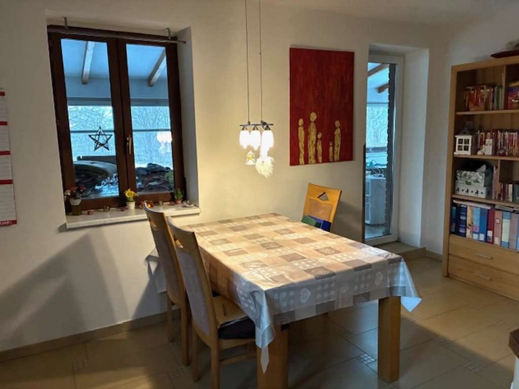Immobilie in Stralendorf - Einfamilienhaus mit schönem Grundstück, voll unterkellert, Doppelcarport und Kaminofen - Bild 4