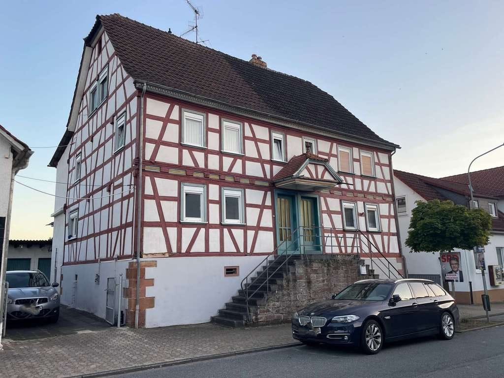 Immobilie in Höchst im Odenwald - Denkmalgeschütztes Haus mit Gewerbeeinheit in Mümling-Grumbach - Bild 0