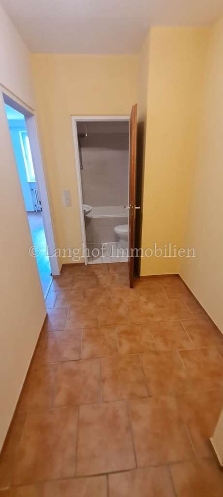 Immobilie in Fürth - SOFORT BEZUGSFREI: Moderne 1-Zimmerwohnung in zentraler Lage mit TG-Stellplatz - Bild 2