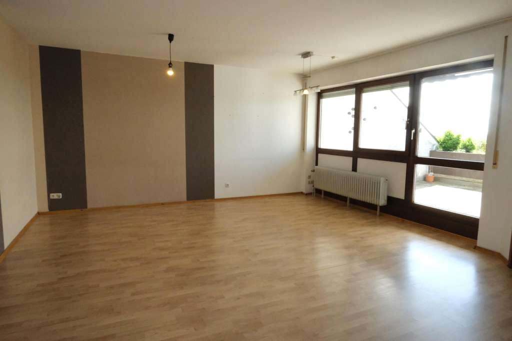 Immobilie in Donauwörth - Hier beginnt Familienleben - großzügige DG-Wohnung über zwei Etagen - Bild 3