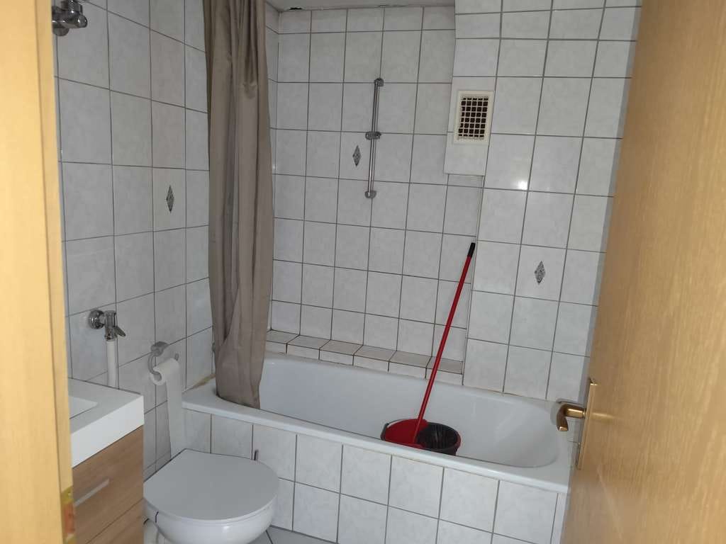Immobilie in Eschelbronn - Gepflegte 2-Zimmer-Dachgeschosswohnung in Eschelbronn - Bild 2