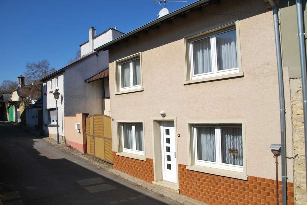 Immobilie in Partenheim - *Einfamilienhaus in ruhiger Wohnlage in Partenheim zu verkaufen* - Bild 0