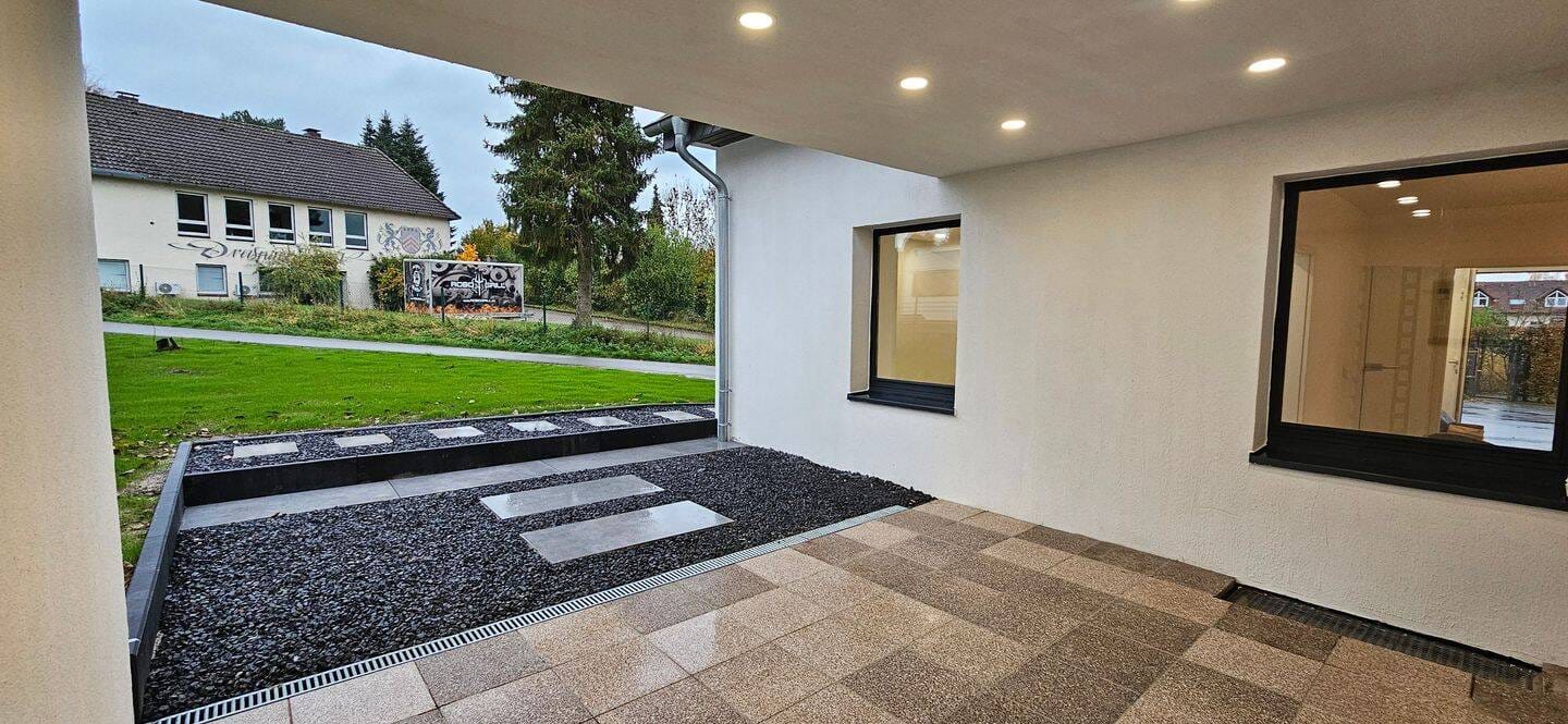 Immobilie in Borgholzhausen - Erstbezug nach Kernsanierung: Energieeffizienzklasse A & Idylle am Waldrand - Bild 1