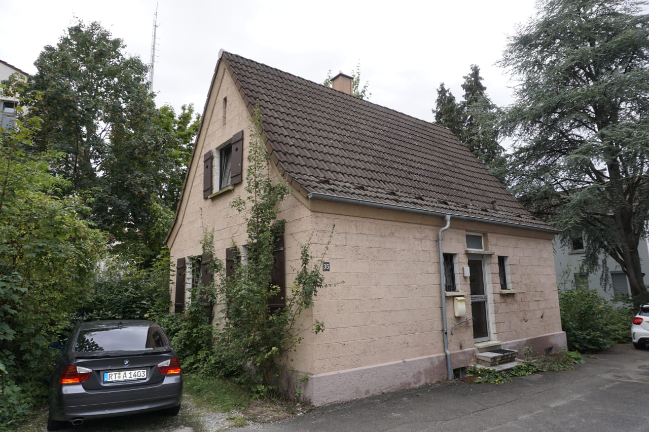 Immobilie in Reutlingen - RESERVIERT !!! Hübsches, kleines Häuschen in ruhiger, grüner Innenstadtlage in Reutlingen gegen H - Bild 4