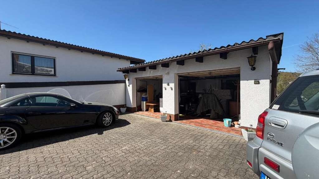 Immobilie in Waldfischbach-Burgalben - +++Gemütliches Einfamilienhaus mit Panoramablick, Doppelgarage und ebenem, sonnigen Gartengrundst... - Bild 3