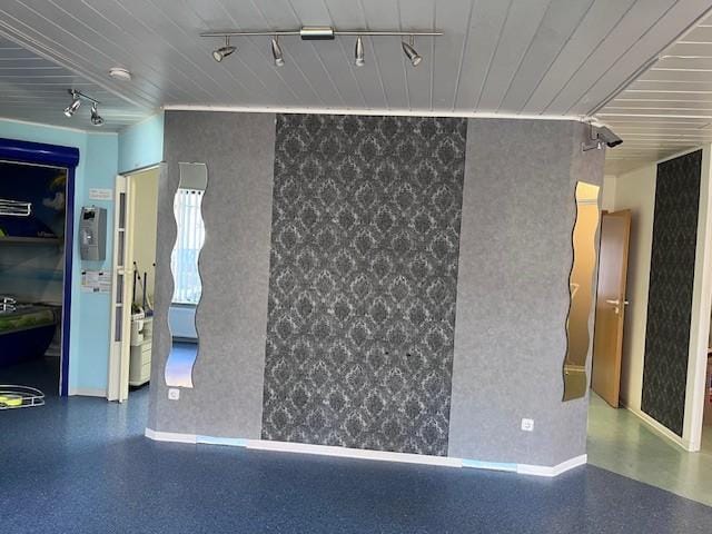 Immobilie in Sternenfels - Nutzungsänderung zur WOHNUNG möglich  -TOP Chance Zentrum Sternenfels  Rufen Sie an! - Bild 3