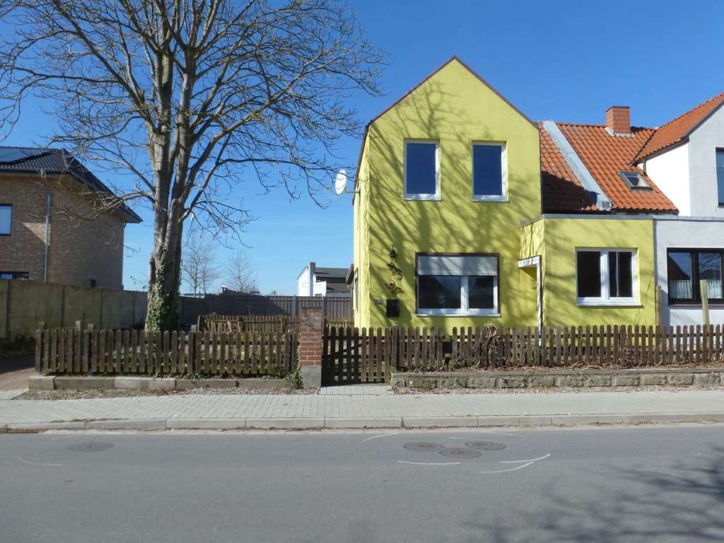 Immobilie in Fehmarn - Eyecatcher zu Ostern! JETZT SICHERN! 
Doppelhaushälfte in Burg!   - Bild 0