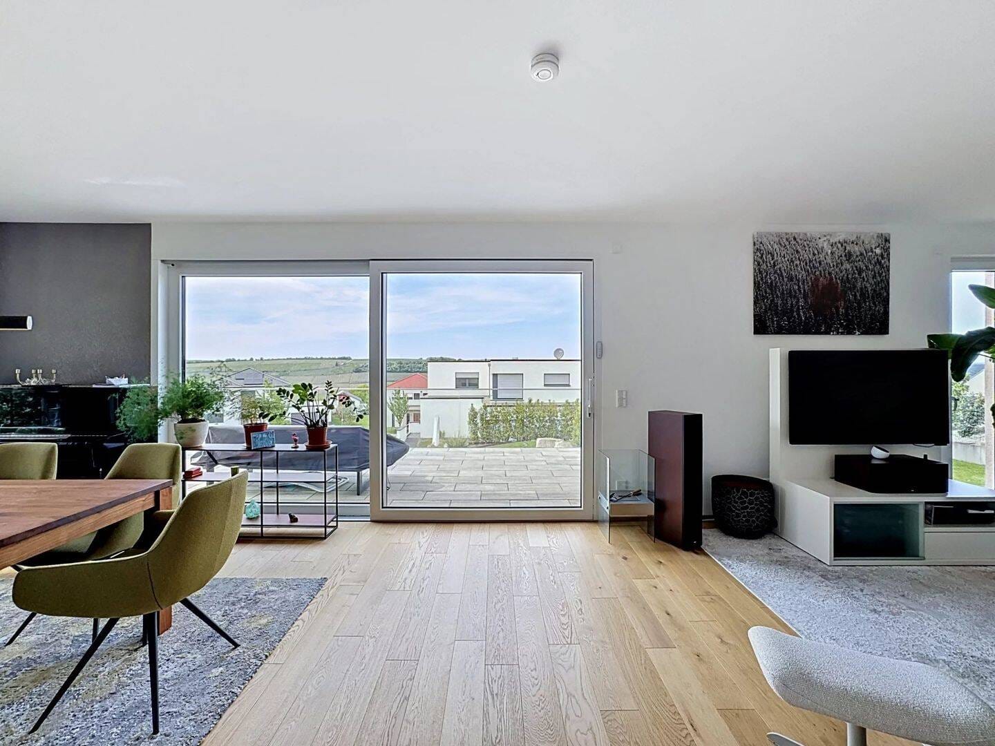 Immobilie in Wincheringen - Exklusives Smart Home mit Heimkino, Panoramablick und hochwertiger Ausstattung in Wincheringen - Bild 2