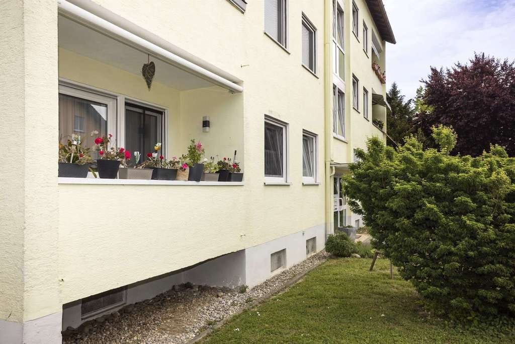 Immobilie in Schliengen - RENDITEWOHNUNG – Vermietete, moderne 3-Zi.-Wohnung mit Balkon zentral in Schliengen - Bild 0