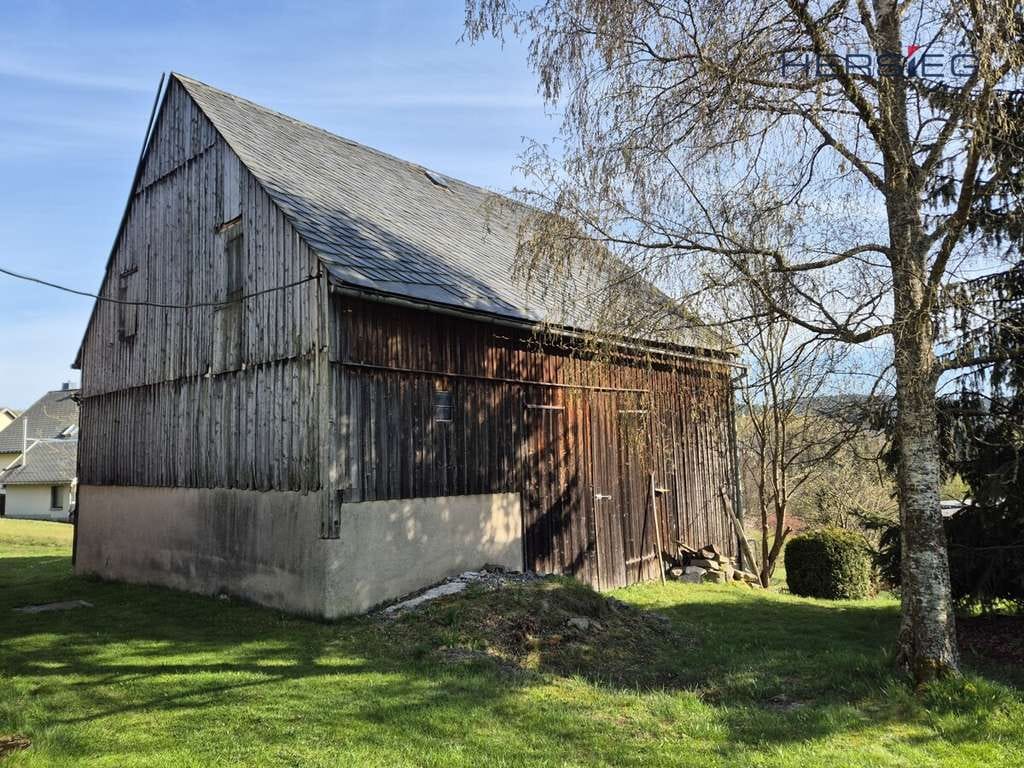 Immobilie in Breitenbrunn/Erzgebirge - Charmantes Bauernhaus mit Scheune und großem Grundstück - Bild 3