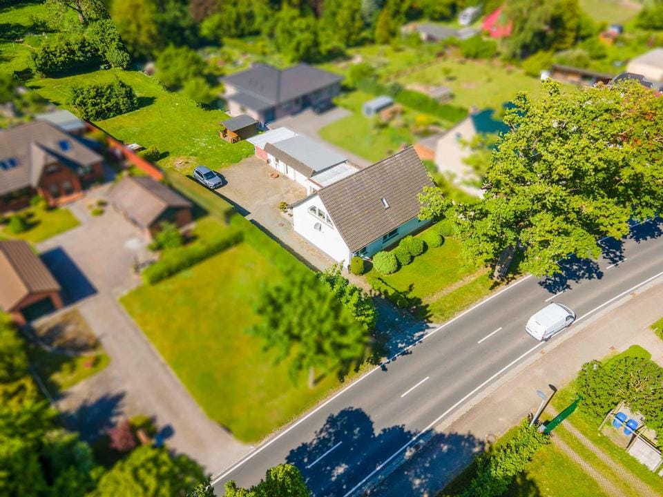 Immobilie in Niepars - Einfamilienhaus mit großem Grundstück in Steinhagen - Bild 0