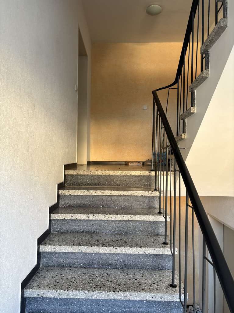 Immobilie in Ludwigsburg - Lichtdurchflutete 3-Zimmer ETW mit Balkon in ruhiger Wohnlage – großes Potenzial für Ihre Wohnideen - Bild 2