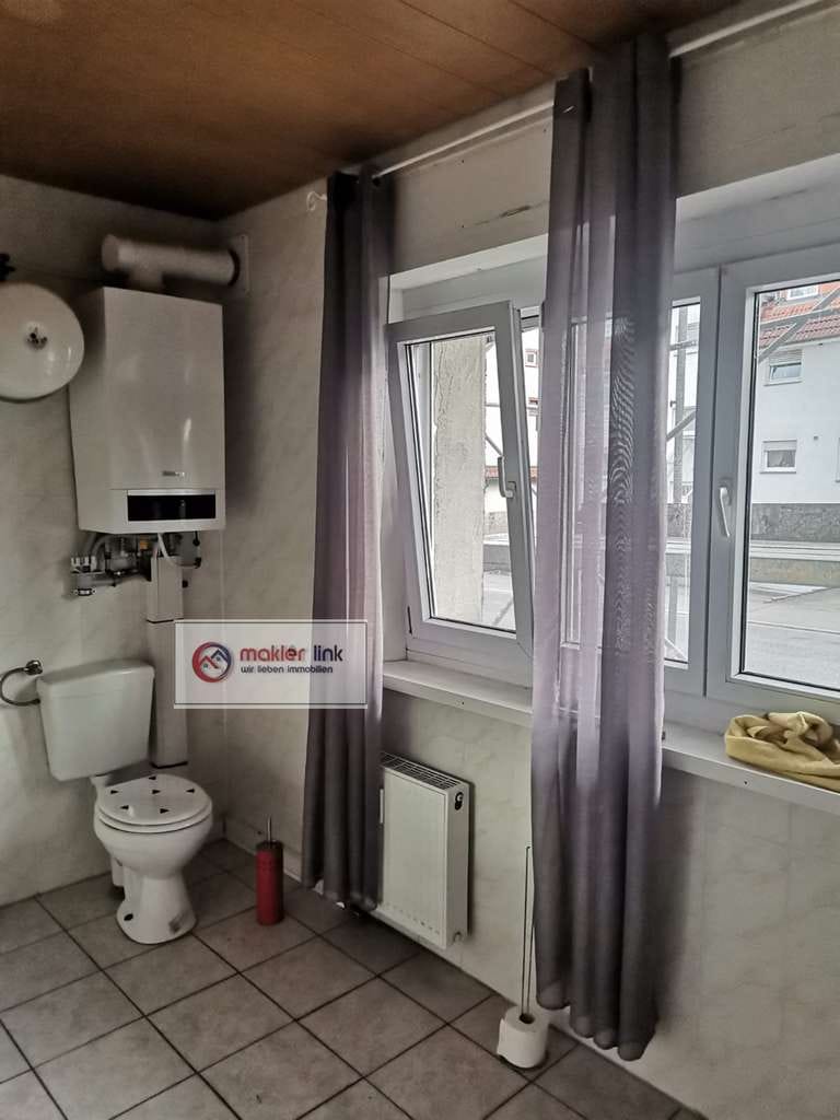 Immobilie in Trossingen - MFH -Kapitalanlage mit 3 Wohneinheiten u.  Stellplätzen - Bild 4