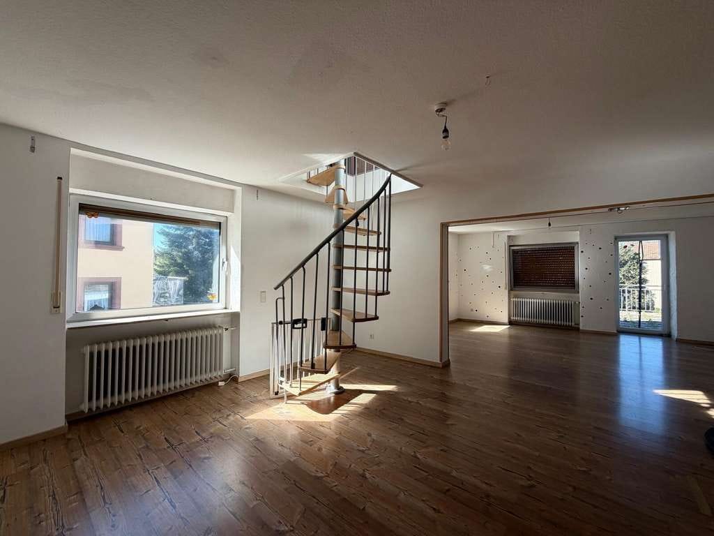 Immobilie in Althornbach - Großzügiges 1-2 Familienhaus mit viel Ausbaupotenzial in idyllischer Lage - Bild 4