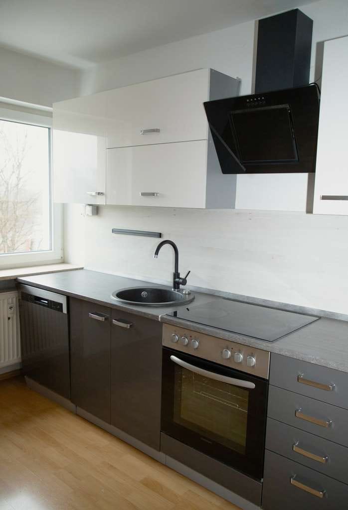 Immobilie in Deggendorf - Stilvolle Dachgeschosswohnung nahe Stadtpark – modern, nachhaltig und sofort bezugsfrei - Bild 3