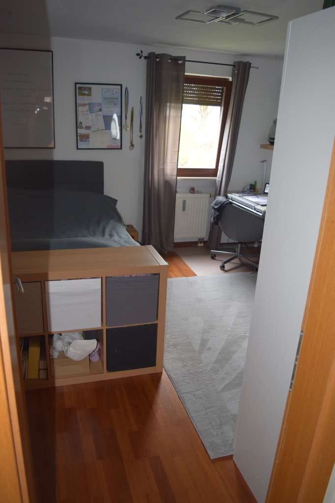 Immobilie in Unterföhring - Traumhafte 4 Zimmer Gartenwohnung - Bild 2