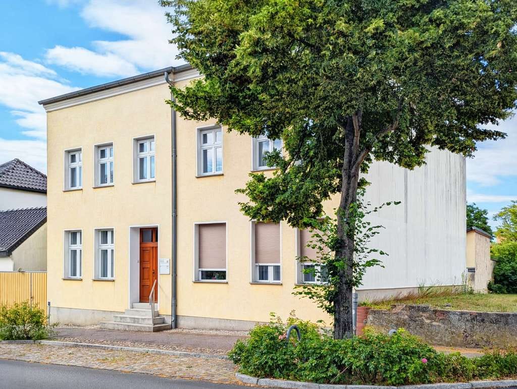Immobilie in Biesenthal - Top gepflegtes Mehrfamilienhaus in zentraler Lage von Biesenthal - Bild 0