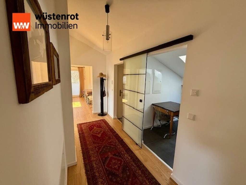 Immobilie in Kiefersfelden - UNVERBAUBARER BLICK: Helles 81m² DG-Unikat – 2019 hochwertig saniert! - Bild 4