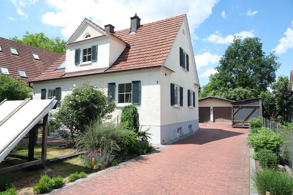 Immobilie in Mertingen - Charmantes Einfamilienhaus mit romantischem Garten in Mertingen - Bild 3
