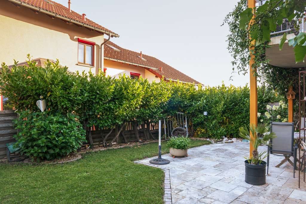 Immobilie in Hergatz - Hochwertig ausgestattetes Reiheneckhaus mit mediterranem Garten - Bild 4
