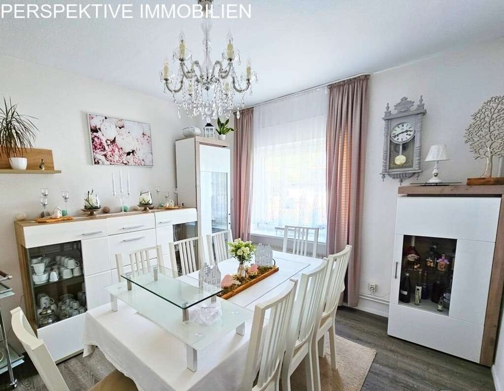 Immobilie in Bad König - Vermietetes Mehrfamilienhaus + Baugrundstück und Garagen - Bild 2
