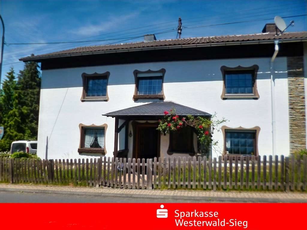 Immobilie in Freirachdorf - Solide Doppelhaushälfte!  - Bild 0