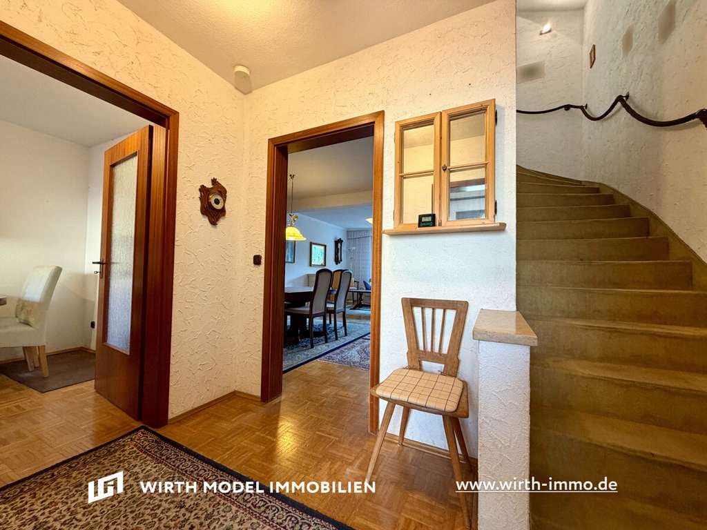 Immobilie in Schweinfurt - Viel Platz für die Familie: Reihenmittelhaus in begehrter Deutschhof-Lage | Erbbaurecht - Bild 3