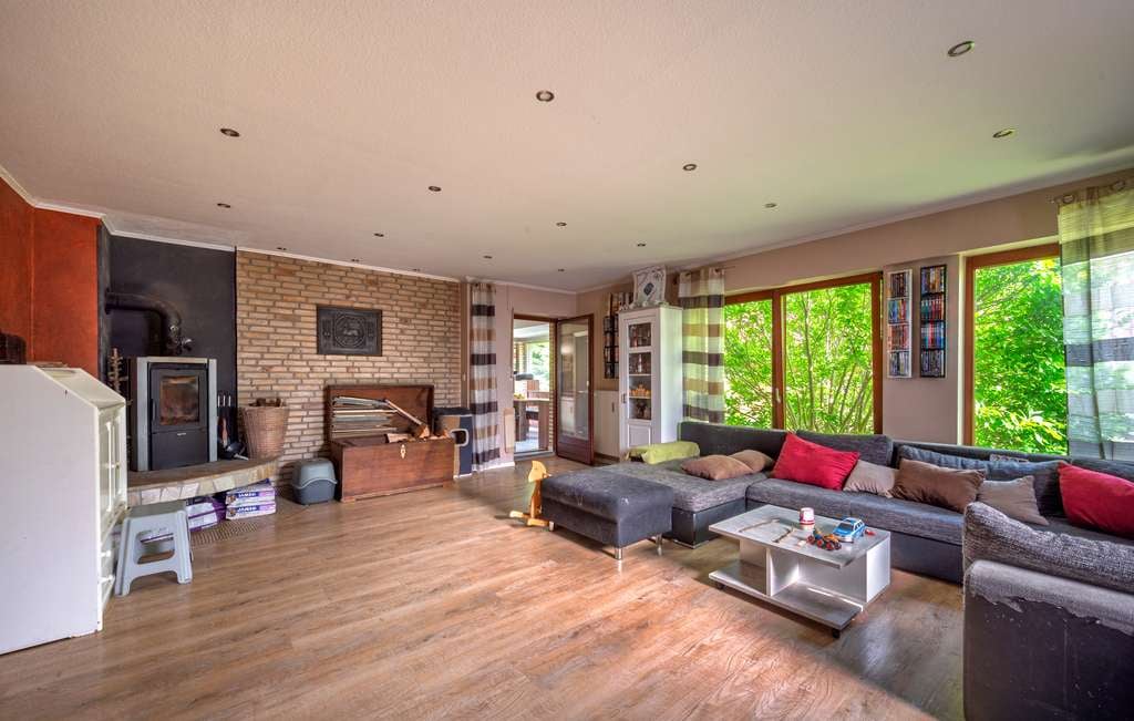 Immobilie in Munster - Viel Platz für Familie und Generationen – Haus mit Einliegeroption - Bild 2