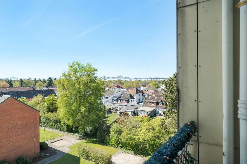 Immobilie in Rendsburg - Helle 4 Zimmer Eigentumswohnung mit sonniger Loggia, Weitblick und Fahrstuhl - Bild 2