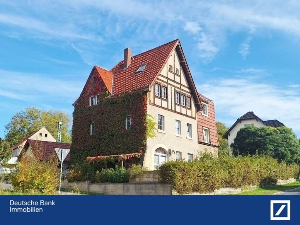 Immobilie in Lohmen - Mehrgenerationenhaus mit großem Garten und vielseitigen Nutzungsmöglichkeiten - Bild 0