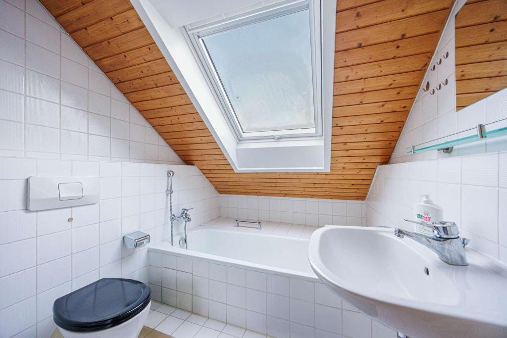Immobilie in Asperg - Dachgeschosswohnung in Asperg - Bild 3