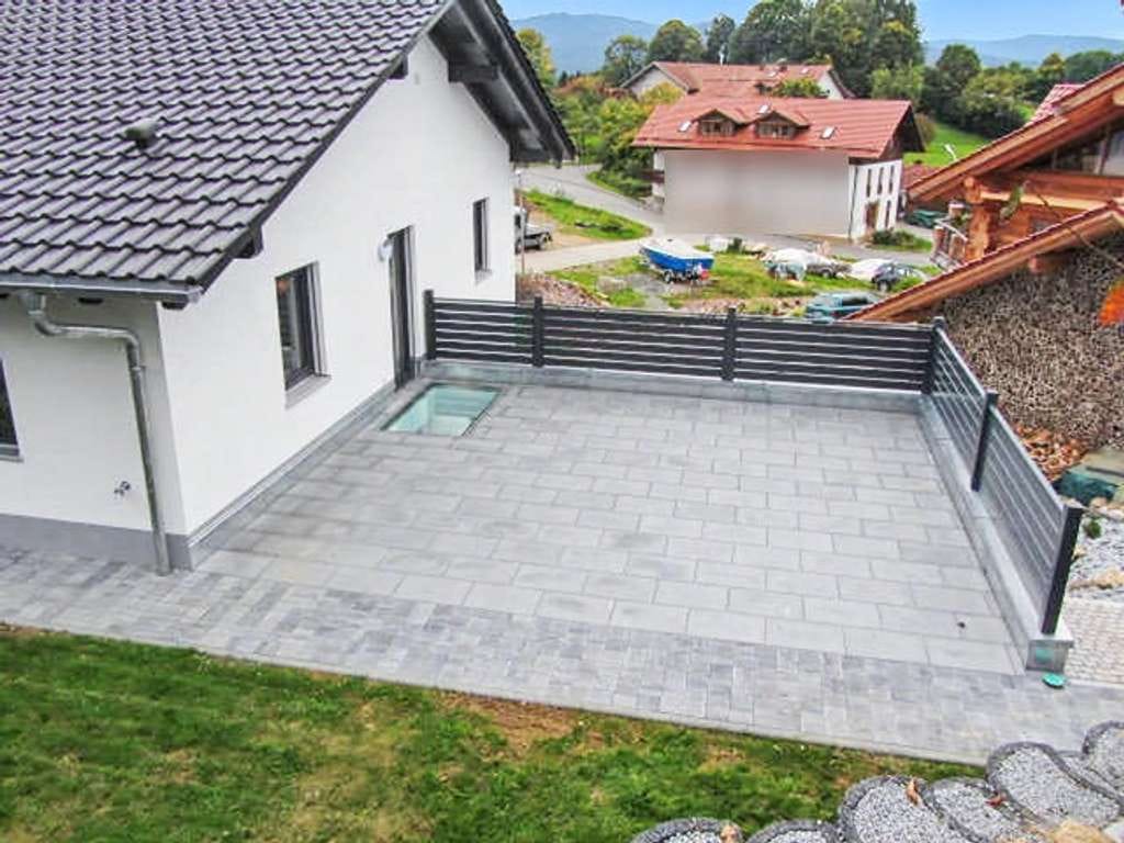 Immobilie in Zachenberg - Attraktive, moderne und vermietete Doppelhaushälfte in Zachenberg, Nähe Ruhmannsfelden - Bild 1