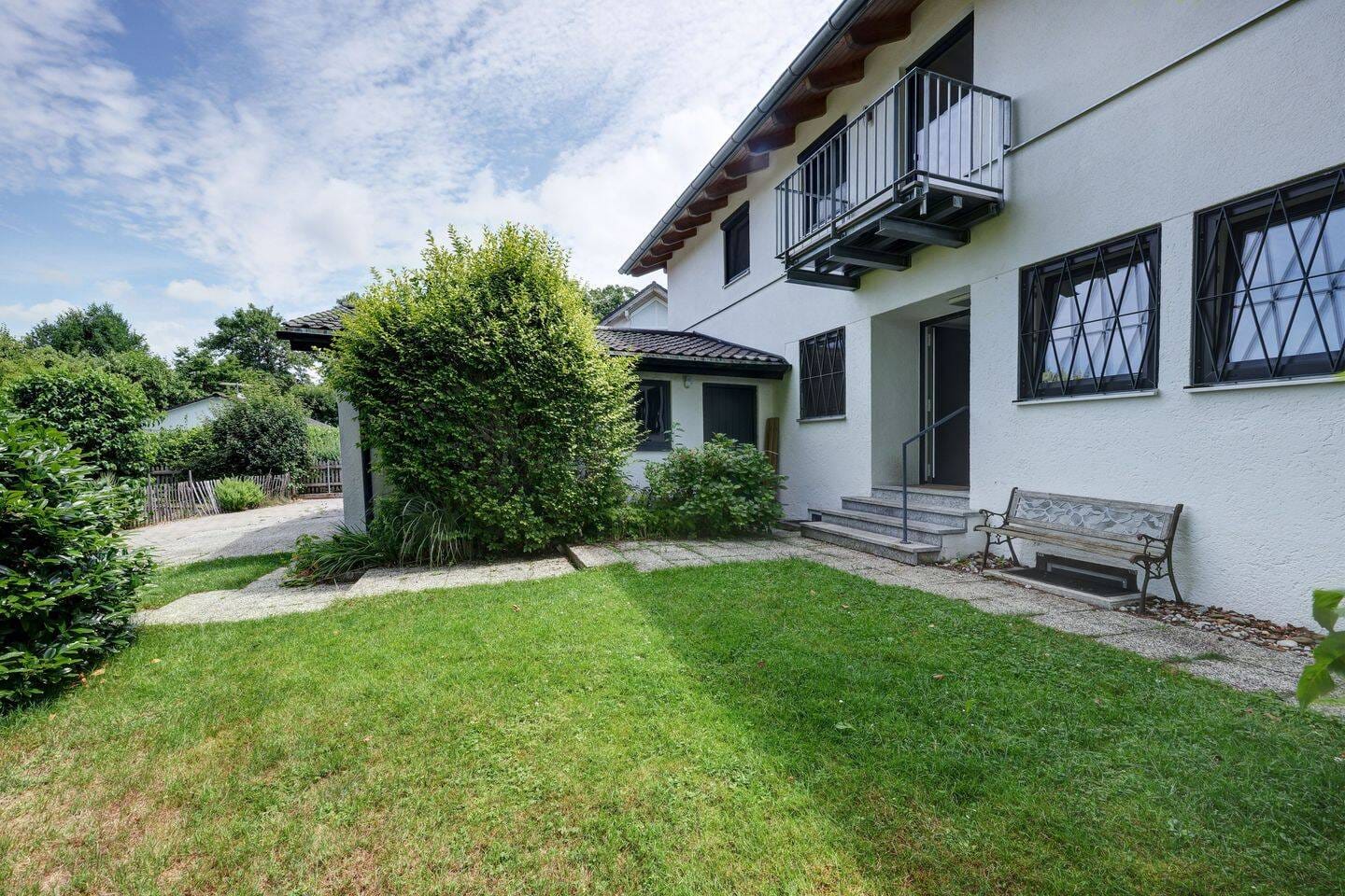 Immobilie in Schäftlarn - Platz für die große Familie, ein  Mehrgenerationenprojekt oder Wohnen & Arbeiten /// Haus in idyll. Lage in Hohenschäftlarn - Bild 4