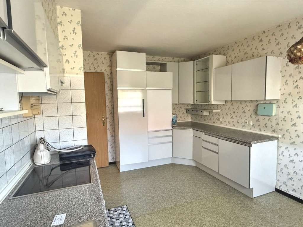 Immobilie in Stetten am kalten Markt - Gepflegtes Ein- bis Zweifamilienhaus mit Gartenhaus und Garage – perfekt für Familien - Bild 2