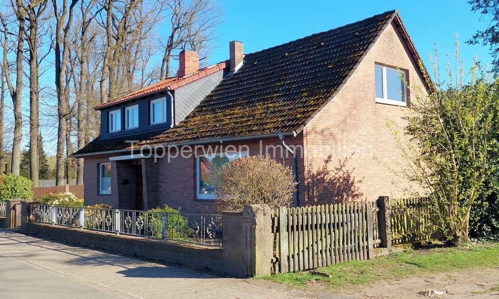 Immobilie in Meinersen - Großzügiges Einfamilienhaus mit Garage zum neu gestalten - Bild 2