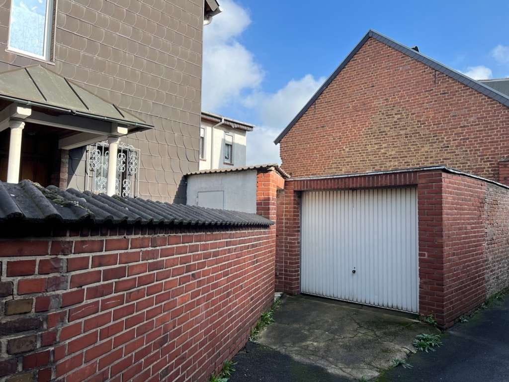 Immobilie in Grevenbroich - Eigennutz oder Kapitalanlage! Vermietetes Zweifamilienhaus mit einer Garage zu verkaufen! - Bild 3