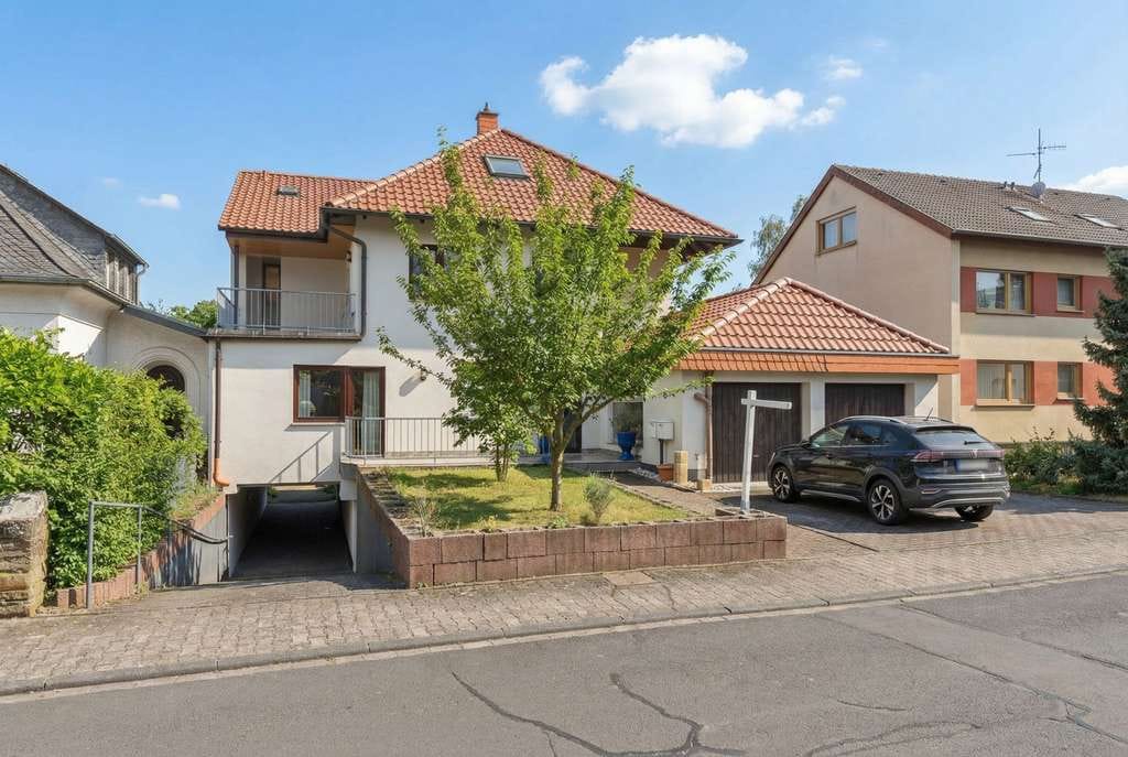 Immobilie in Unkel - Engel & Völkers: Großzügige Maisonettewohnung in idyllischer Lage von Unkel-Scheuren - Bild 0