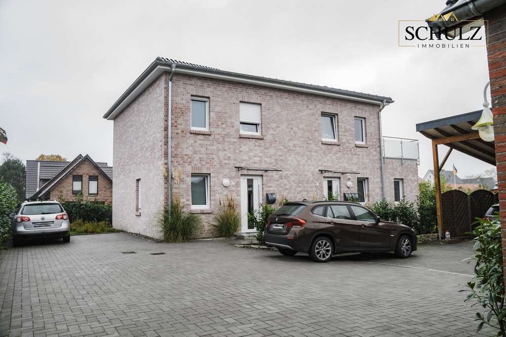 Immobilie in Garrel - Gute Investitionsmöglichkeit: Mehrparteienhaus in Garrel - Bild 2