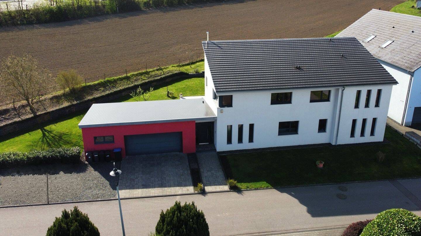 Immobilie in Wincheringen - Traumhaus für Familien mit Anspruch - Bild 1