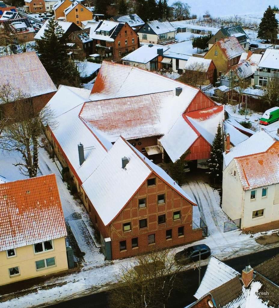 Immobilie in Springe - Resthof mit Geschichte – außergewöhnliches Raumangebot für Mehrgenerationenwohnen und individuelle L - Bild 1