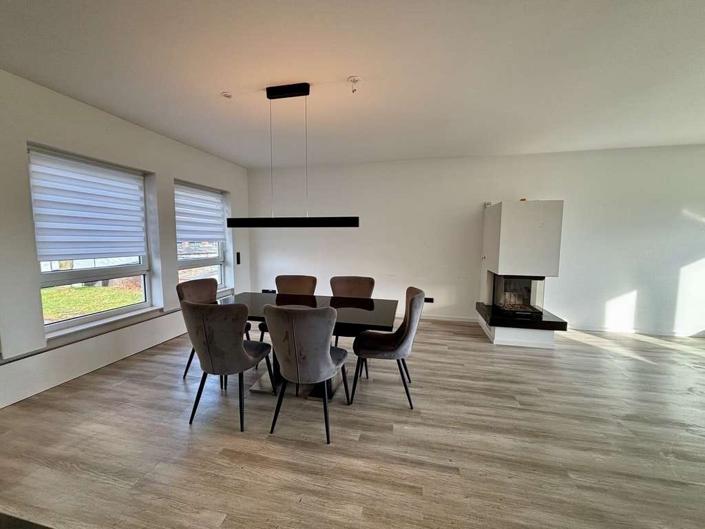 Immobilie in Hohenstein - Loft Feeling: Ein Bungalow der Extraklasse mit 365 qm Wohnfläche in Wiesenrandlage! - Bild 4