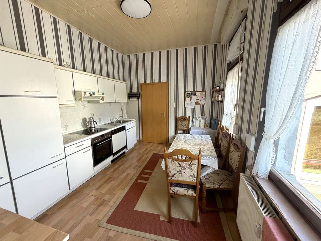 Immobilie in Konz - Mehrfamilienhaus mit tollem sonnigen Grundstück in exponierter Lage  - Bild 3