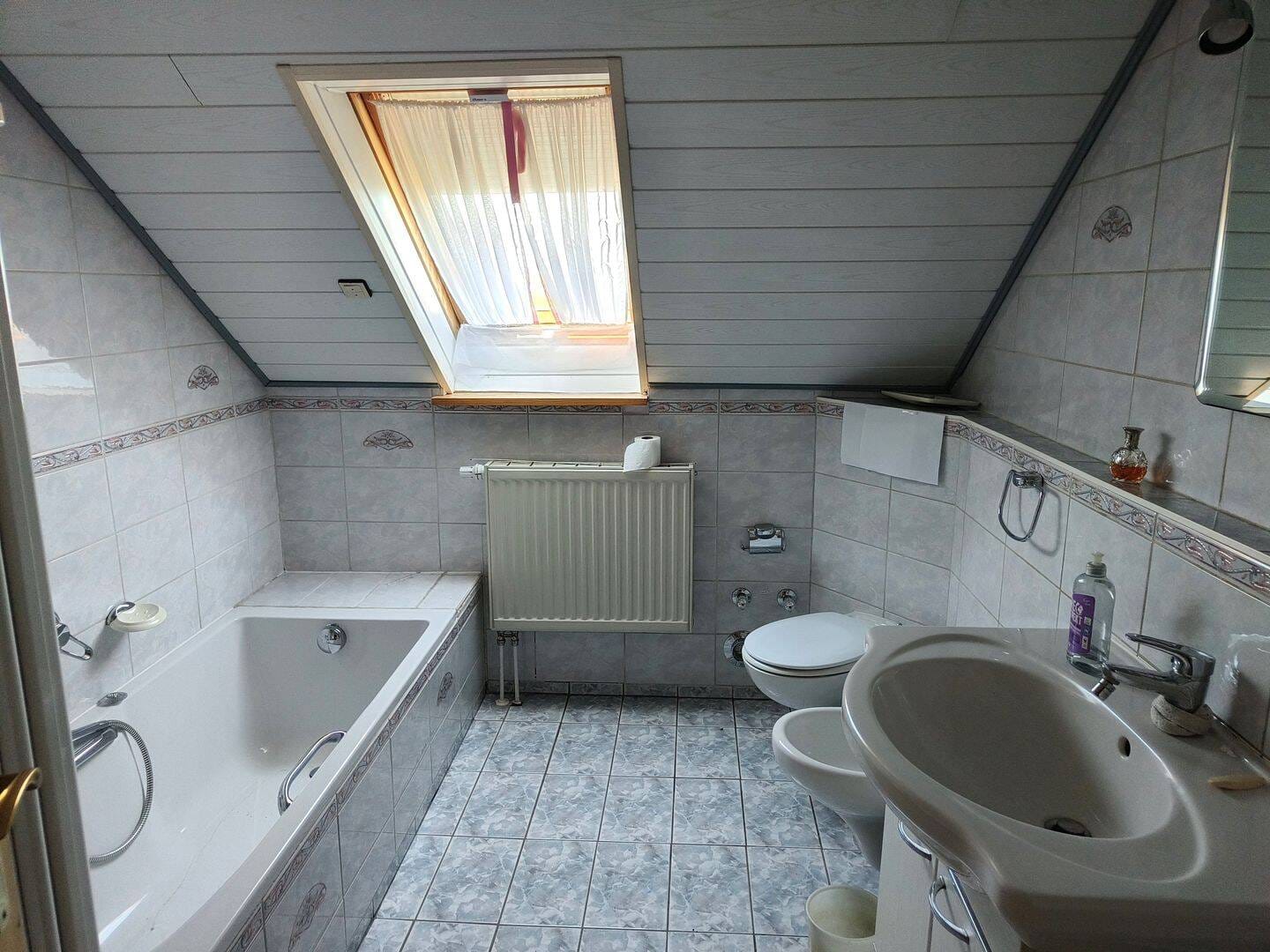 Immobilie in Neuhaus a.d.Pegnitz - FIF - Erwecken Sie dieses Schmuckstück in Neuhaus an der Pegnitz aus dem Dornröschenschlaf! - Bild 3