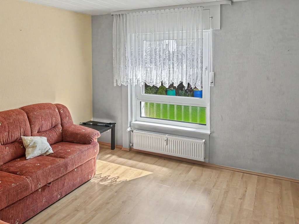 Immobilie in Bruchköbel - Teilvermietetes Zweifamilienhaus in ruhiger Lage von Bruchköbel - Bild 3