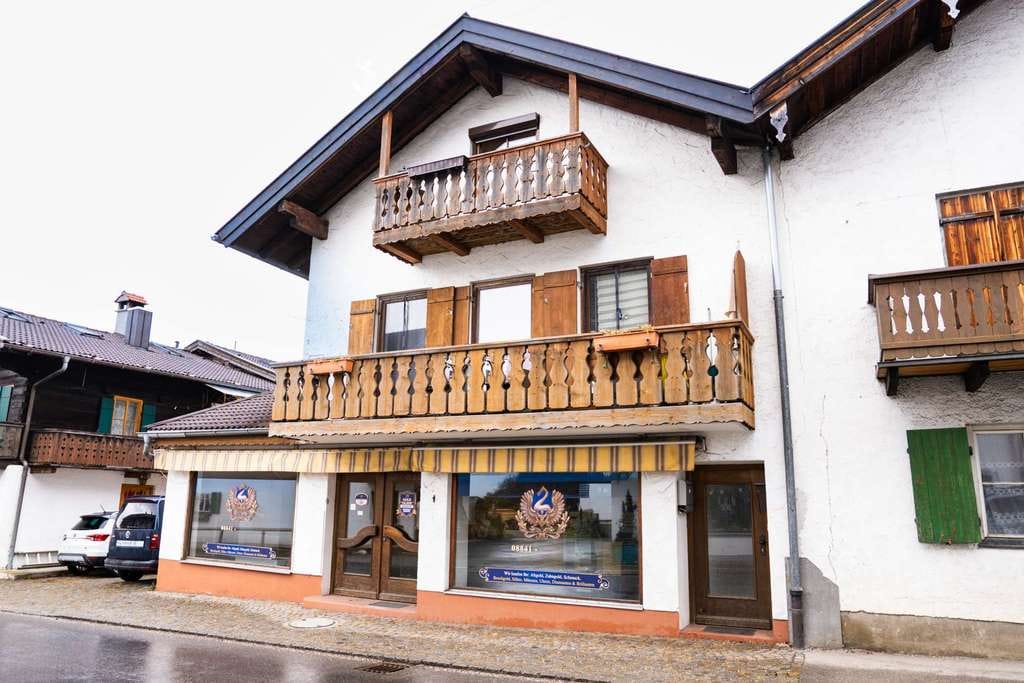 Immobilie in Ohlstadt - Wohn- und Geschäftshaus in Ohlstadt - Bild 2