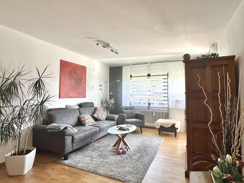 Immobilie in Neuhausen auf den Fildern - Charmante 2-Zi.-Wohnung in beliebter Wohnlage! - Bild 0