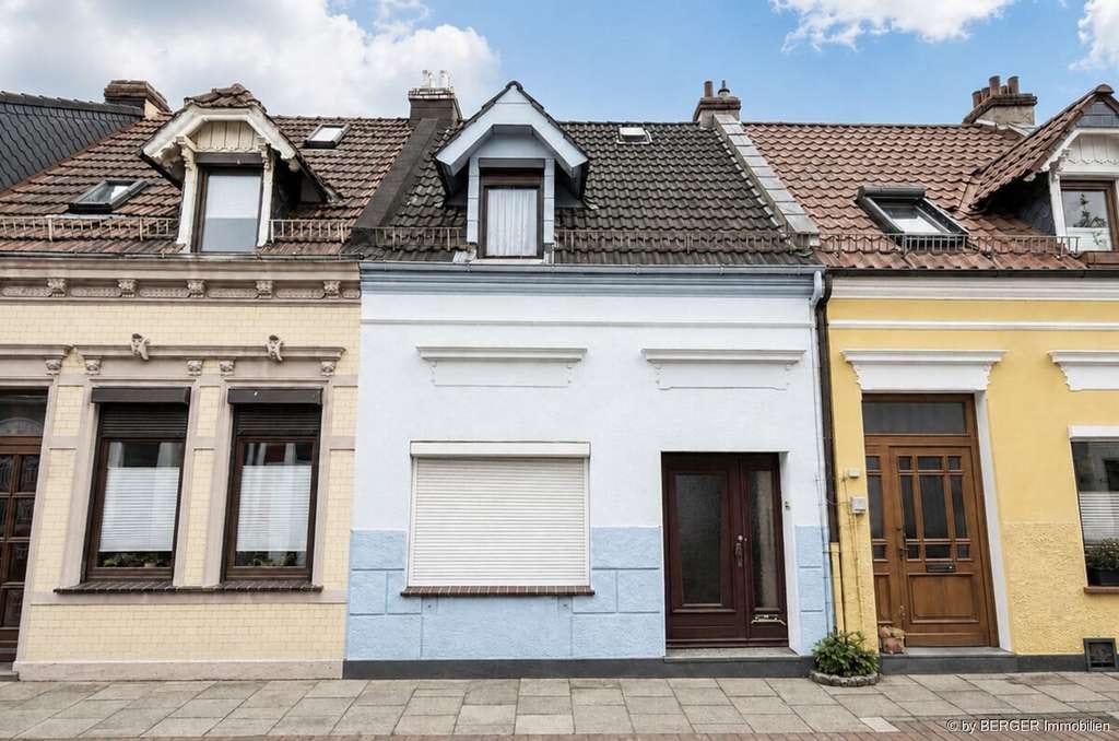 Immobilie in Bremen - ZIETENVIERTEL in Walle - kl. Reihenhaus mit Potenzial - SANIERUNGSBEDARF - Bild 0