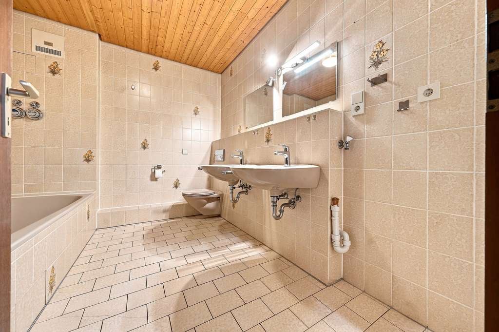 Immobilie in Jockgrim - Dachgeschoss mit Wohlfühlfaktor – Charmante 2-Zimmer-Wohnung mit Balkon - Bild 3