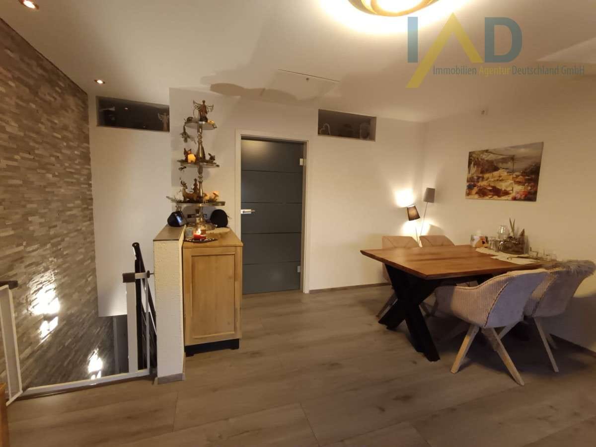 Immobilie in Gimbsheim - Hochwertig sanierte Maisonette-Wohnung mit Gartenanteil und Stellplatz - Bild 4